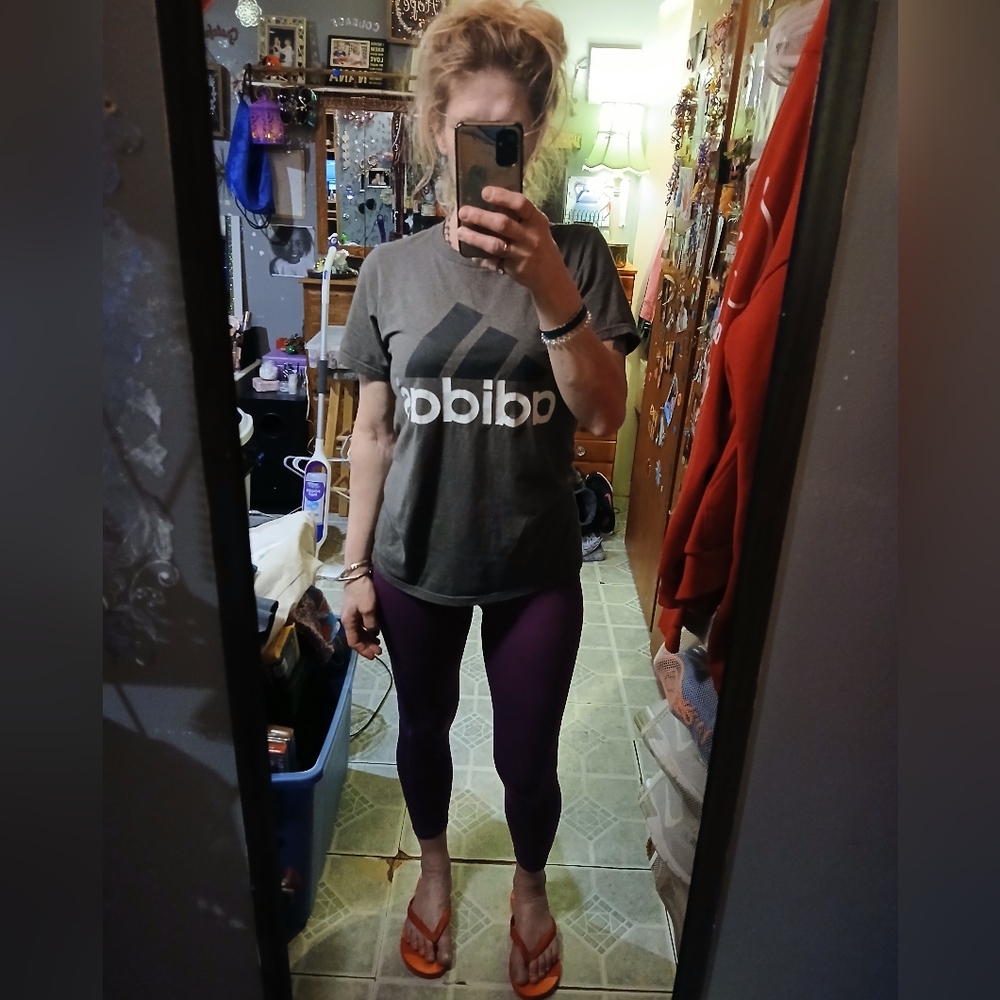 🩶Adidas💙BUY 1 GET 1 FREE🧡T-Shirt Sz S